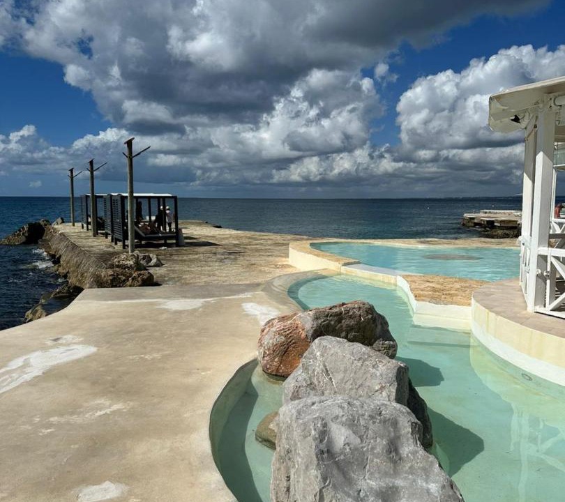 Photo of Others in Dominicus