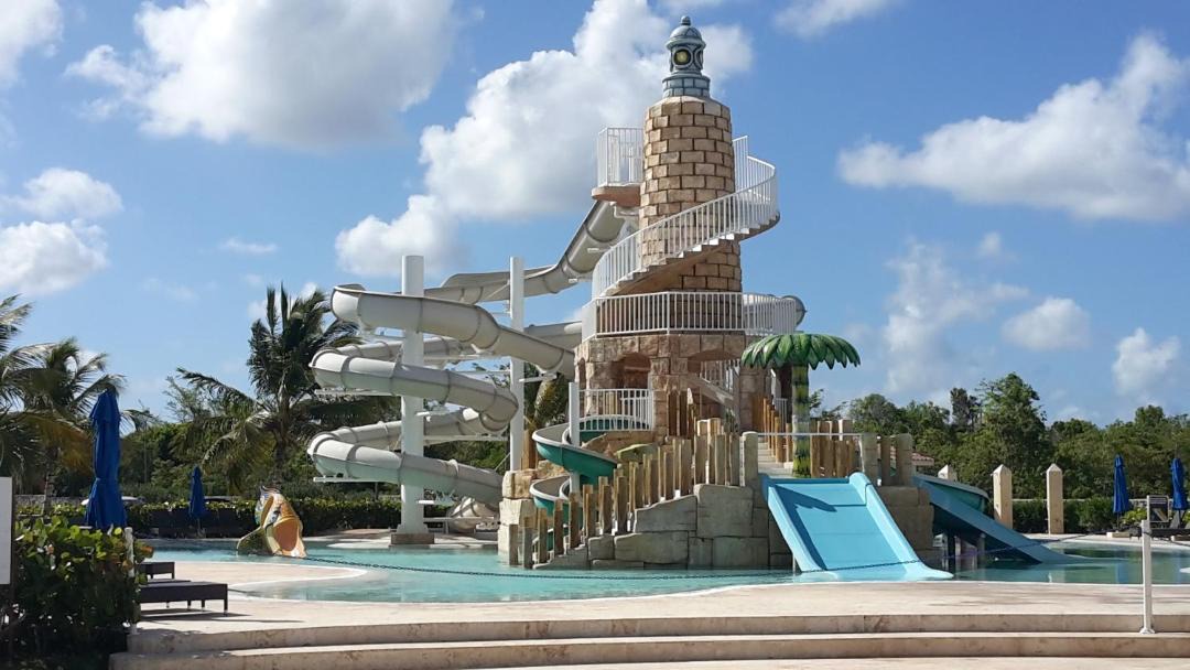 Photo of Others in Dominicus