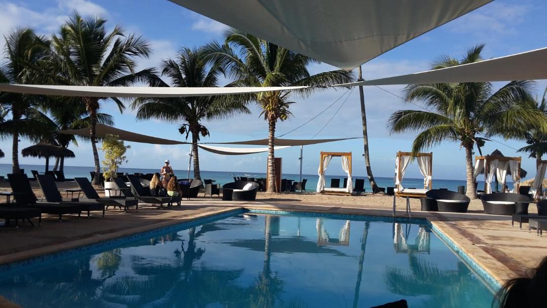 Photo of Others in Dominicus