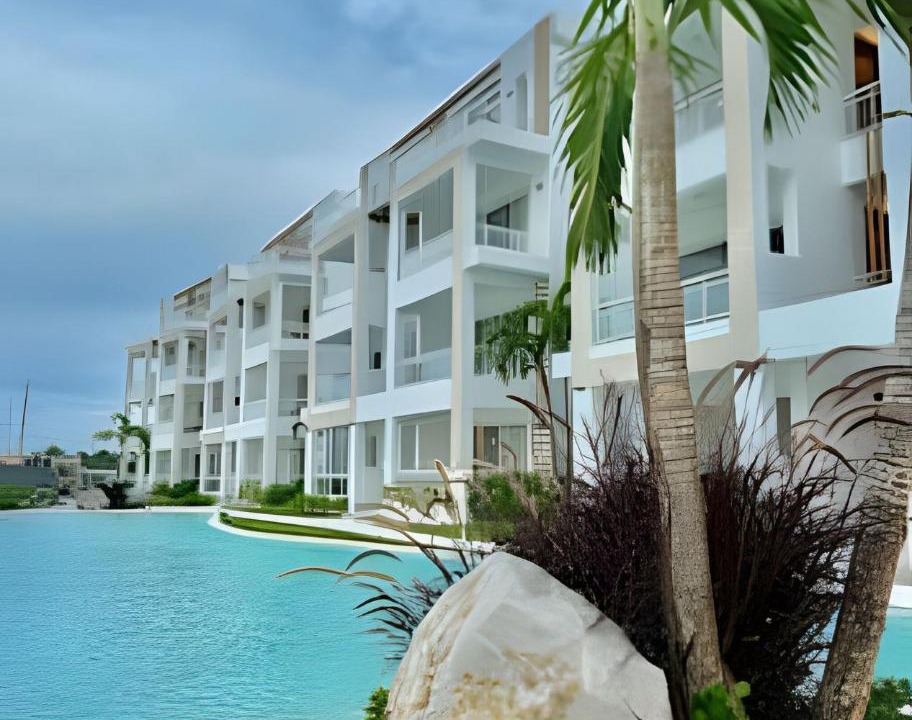 Photo of Others in Dominicus
