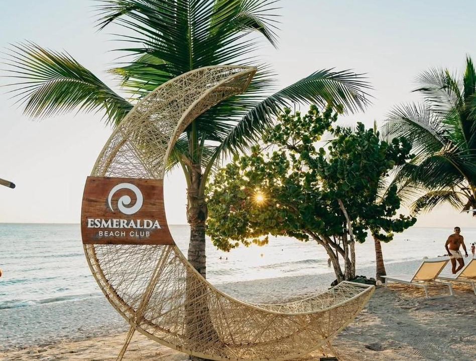 Photo of Others in Dominicus