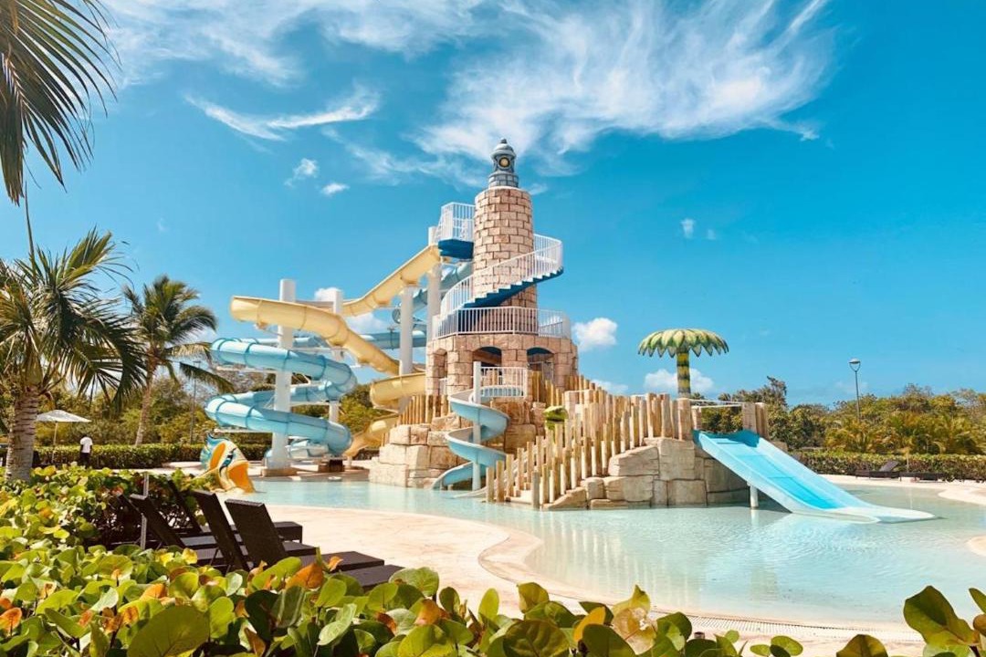 Photo of Others in Dominicus