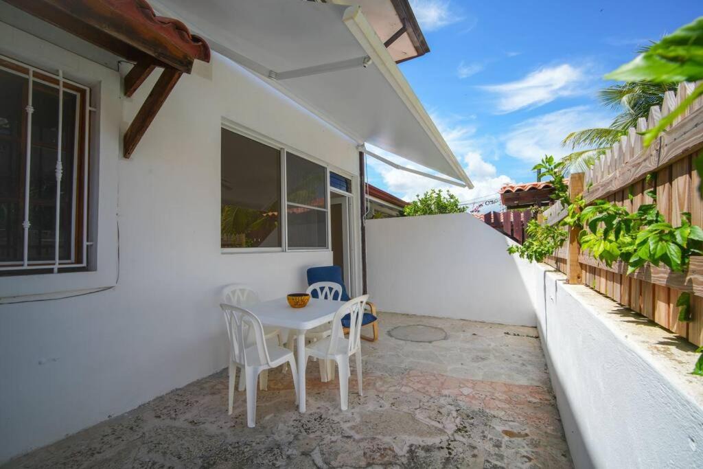 Photo of Patio Balcony in Dominicus