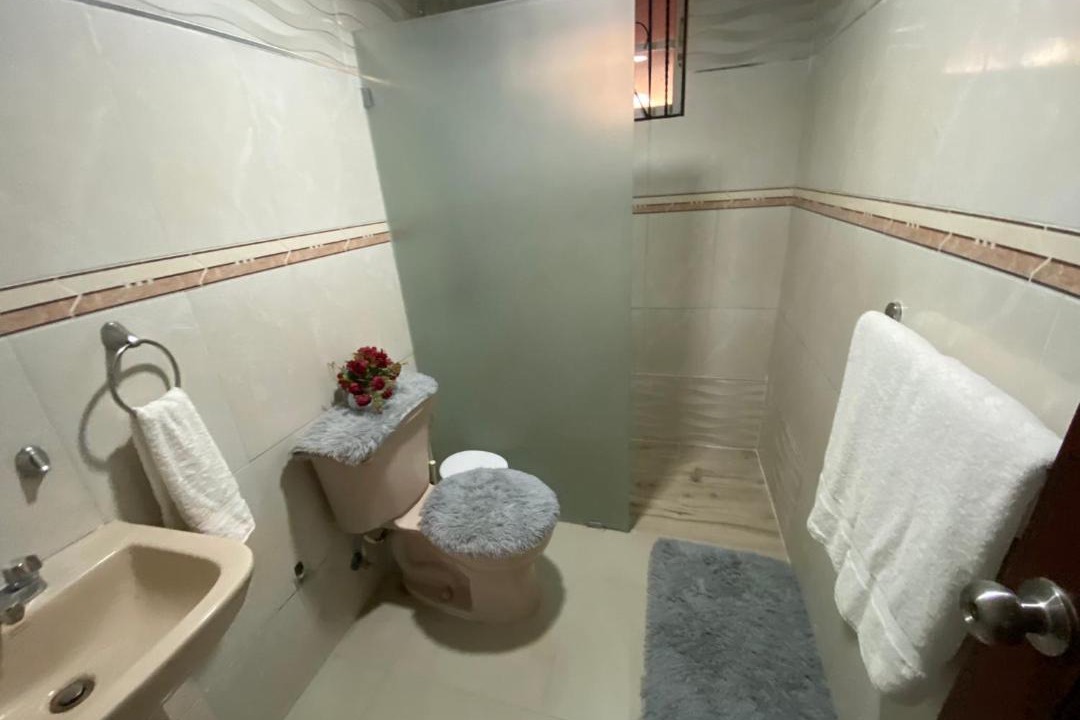 Photo of Bathroom in Guaricano
