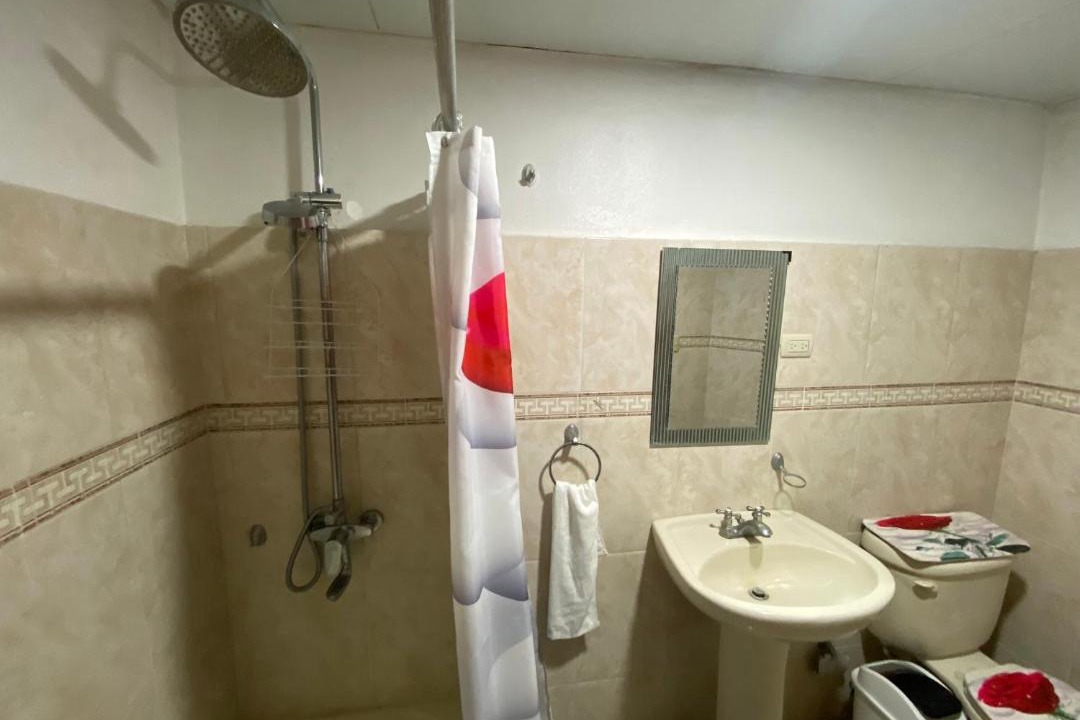 Photo of Bathroom in Guaricano