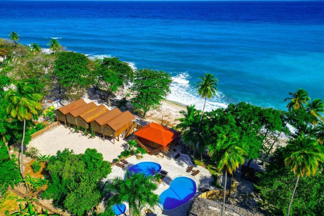 Photo of Others in Paraiso