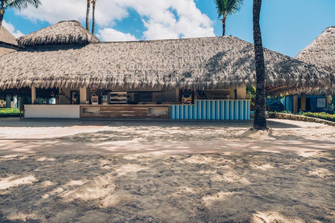 Photo of Others in Dominicus