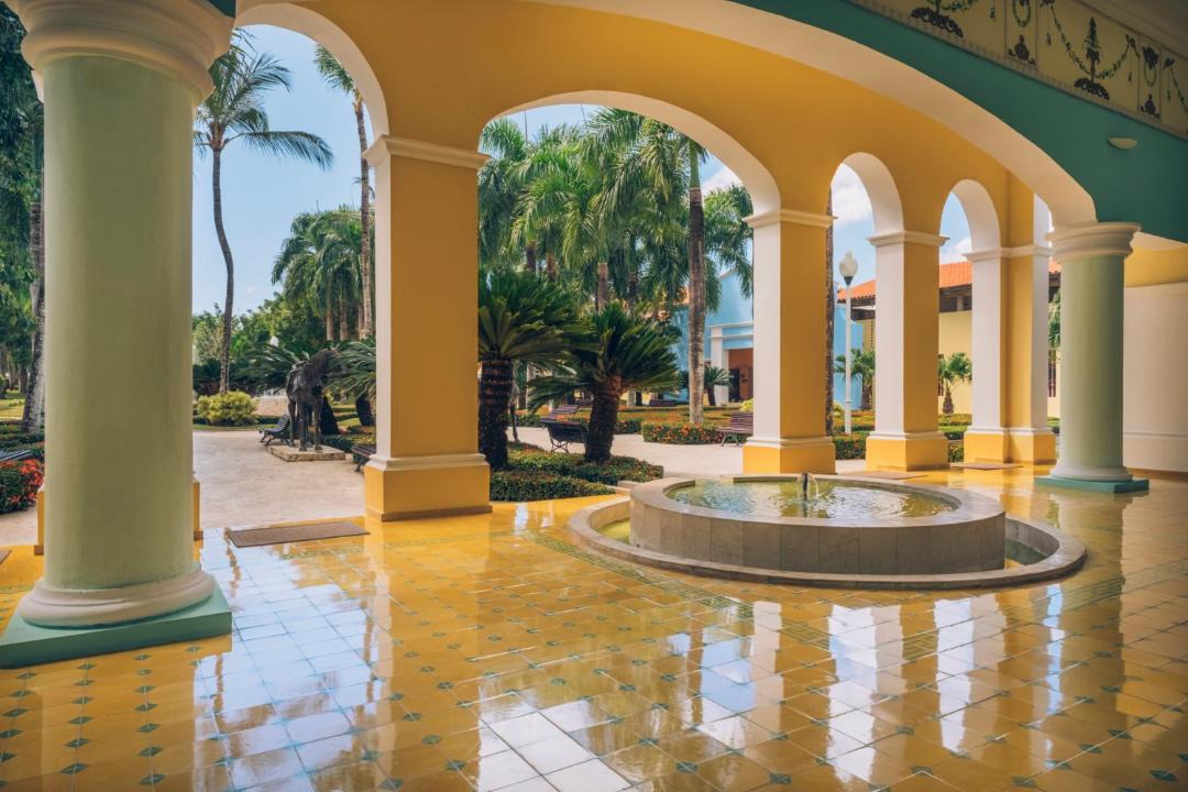 Photo of Others in Dominicus