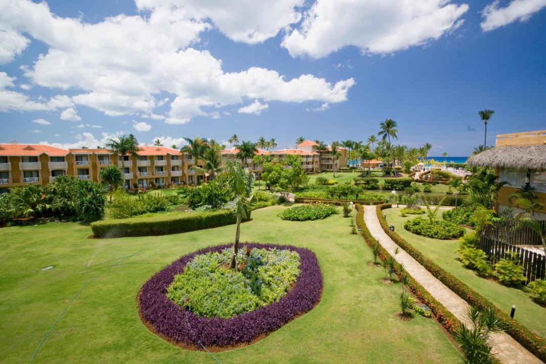 Photo of Others in Dominicus