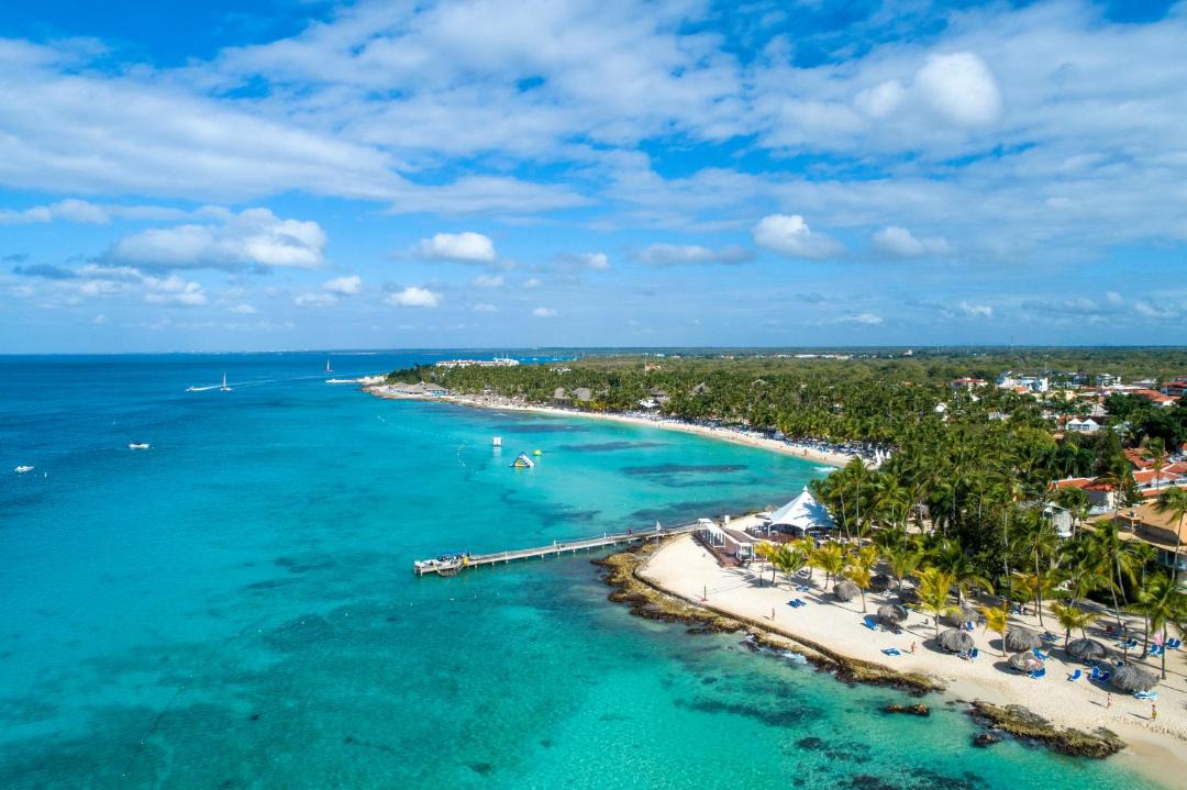 Photo of Others in Dominicus