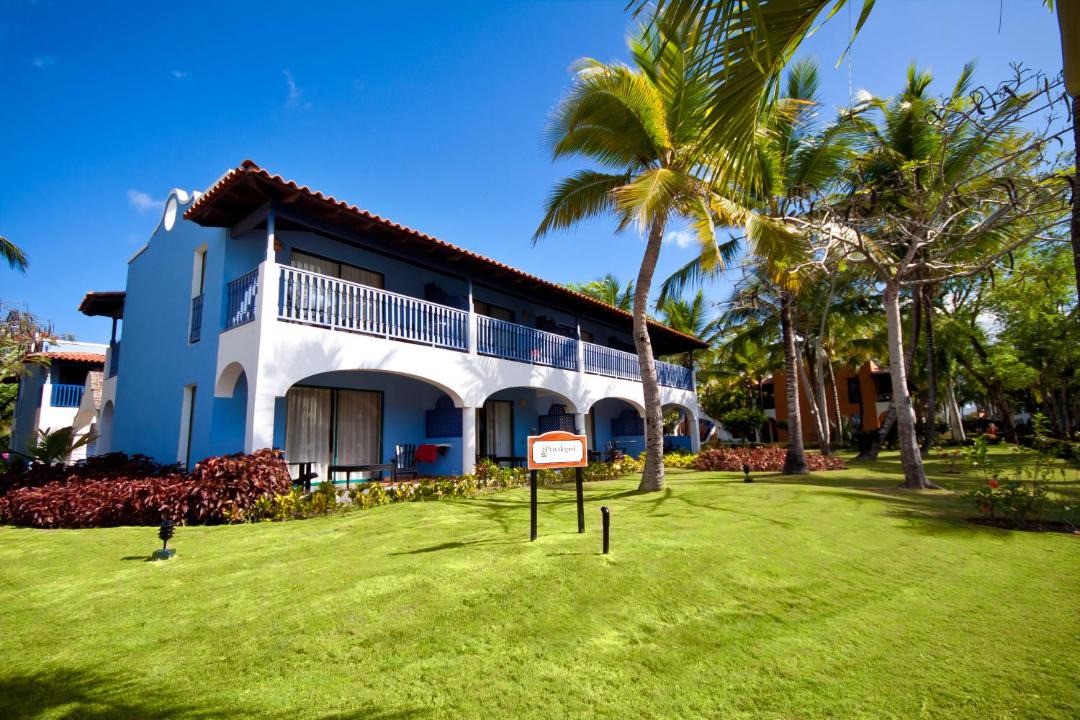 Photo of Others in Dominicus