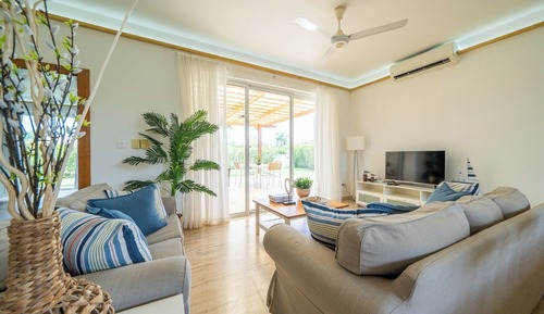 Basic Villa, Garden View