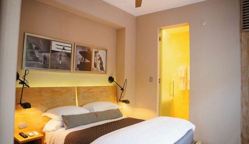 Suite, 1 Queen Bed (Terrace)