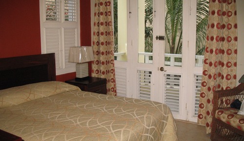 Family Condo, Multiple Beds, Non Smoking (211)