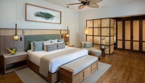 Premium Ocean Front Suite King