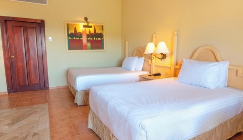 Deluxe Double Room (3 pax)