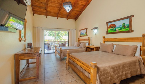 Deluxe Room, Garden View