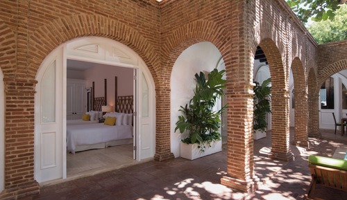 Grand Room, 2 Queen Beds, Pool Access (Plunge Pool)