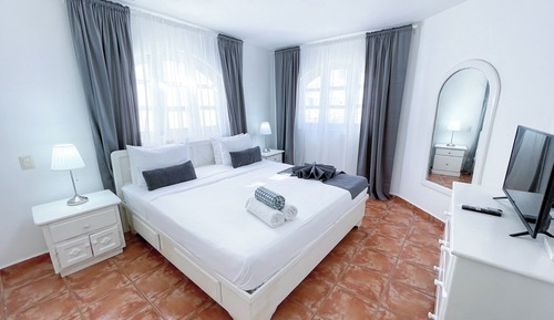 Presidential Suite, Kitchen, Sea View