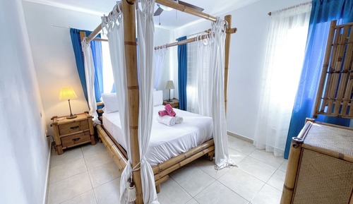 Superior Villa, Pool Access, Beachside