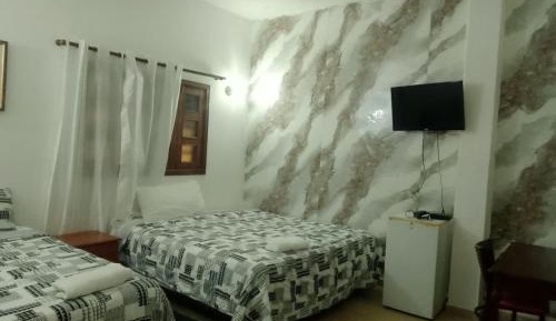 Deluxe Queen Studio 