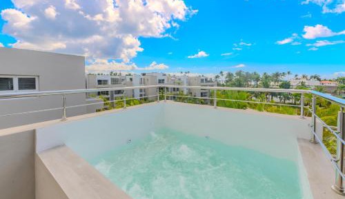 Two-Bedroom Deluxe Apartment