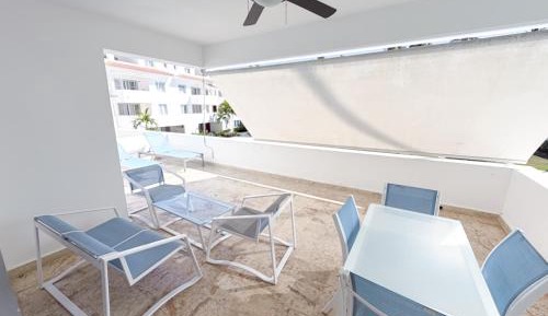 Junior Suite with Pool View