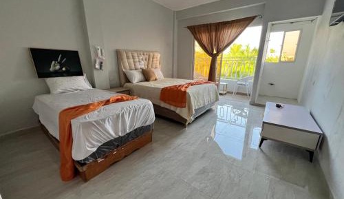 Deluxe Double Room with Balcony and Sea View