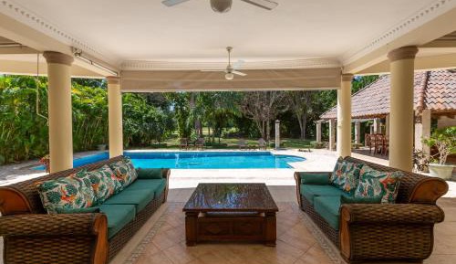 Deluxe Villa