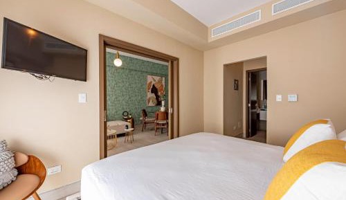 Serenity King Suite
