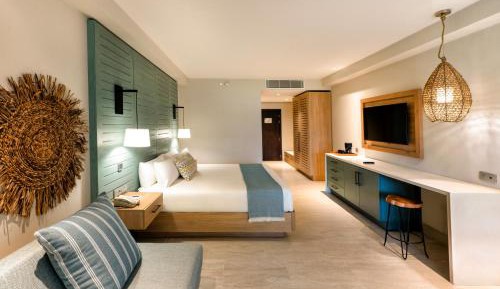 Resort King - Tropical Junior Suite
