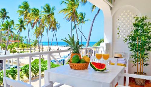 One-Bedroom Apartment with Ocean View