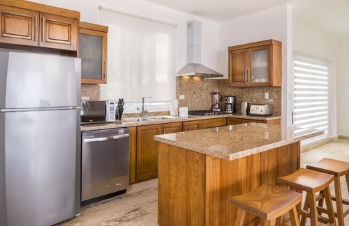 Playa Chiquita Villa | Luxury Oceanfront 3-bedroom Villa No6