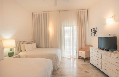 Las Terrenas Apartment | Balcony With Views 5 Guests 2 BR Sublime