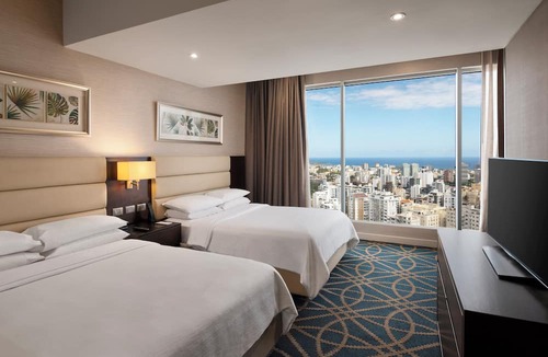 Ensanche Naco Hotel | Embassy Suites by Hilton Santo Domingo