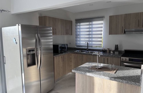 Bavaro Villa | Modern Family Vacation Home With Private Pool & Jacuzzi