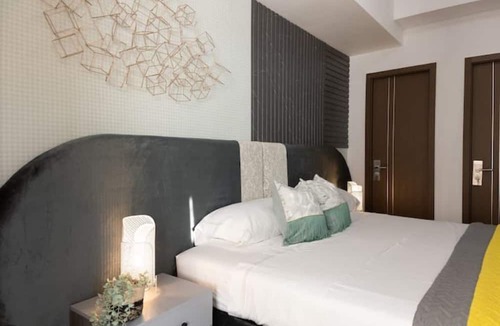 Helios del Oeste Apartment | Brickell 8B: Luxury, central and cozy apartment.