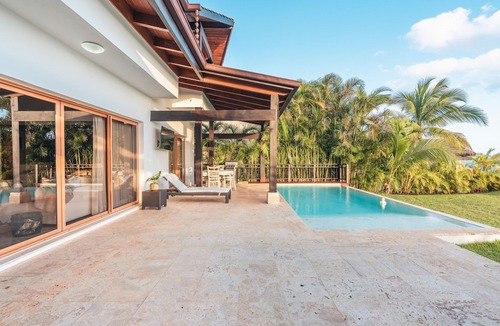 Puerto Bahia Villa | Ocean View Villa at Puerto Bahia *BKFST Included* E9