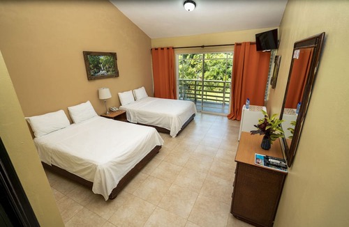 Jarabacoa Hotel | Jarabacoa River Club