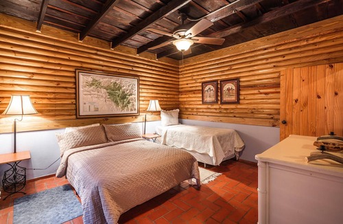 Constanza Villa | Cozy villa close to the rive in Arroyo Frio