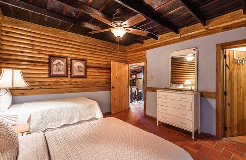 Constanza Villa | Cozy villa close to the rive in Arroyo Frio