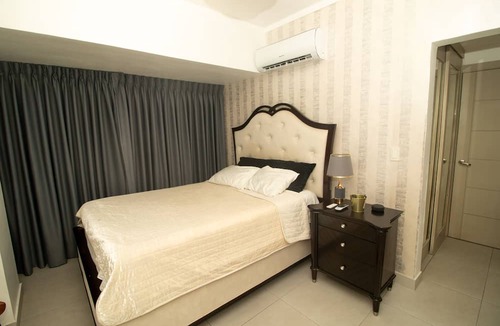 Sarasota Apartment | "luxurious and Elegant Apartment in Bella Vista"