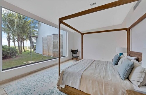 Los Altos Villa | Modern 7BR Villa w/ Stunning Views of Golf Course