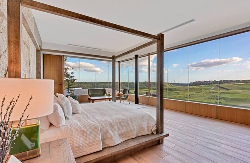 Los Altos Villa | Modern 7BR Villa w/ Stunning Views of Golf Course