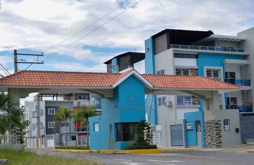 San Francisco de Macoris Apartment | Lovely 3-bedroom apartment in San Francisco de Macorís with AC, WiFi