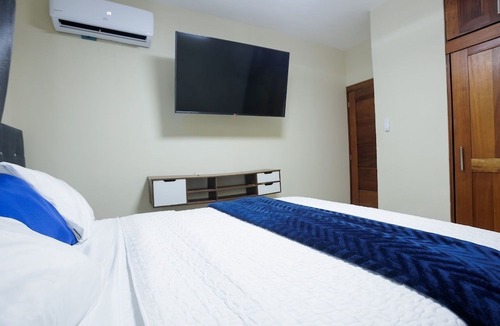 San Francisco de Macoris Apartment | Lovely 3-bedroom apartment in San Francisco de Macorís with AC, WiFi