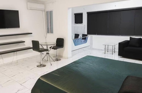 El Batey Condo | Plaza Europa