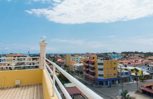 Corales del Sur Apartment | Modern 2BR Apartment Terrace Near Airport - Santo Domingo Este