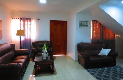 Los Maestros House | Acogedora casa. Cozy place to rest- 5 minutes from downtown