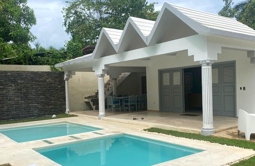 El Callejon House | Homerez - Spacious house 2 km away from the beach for 6 ppl. with swimming-pool